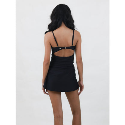 Sinta + Mini Skirt