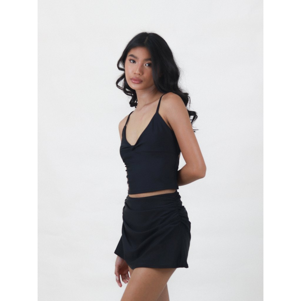Sinta + Mini Skirt